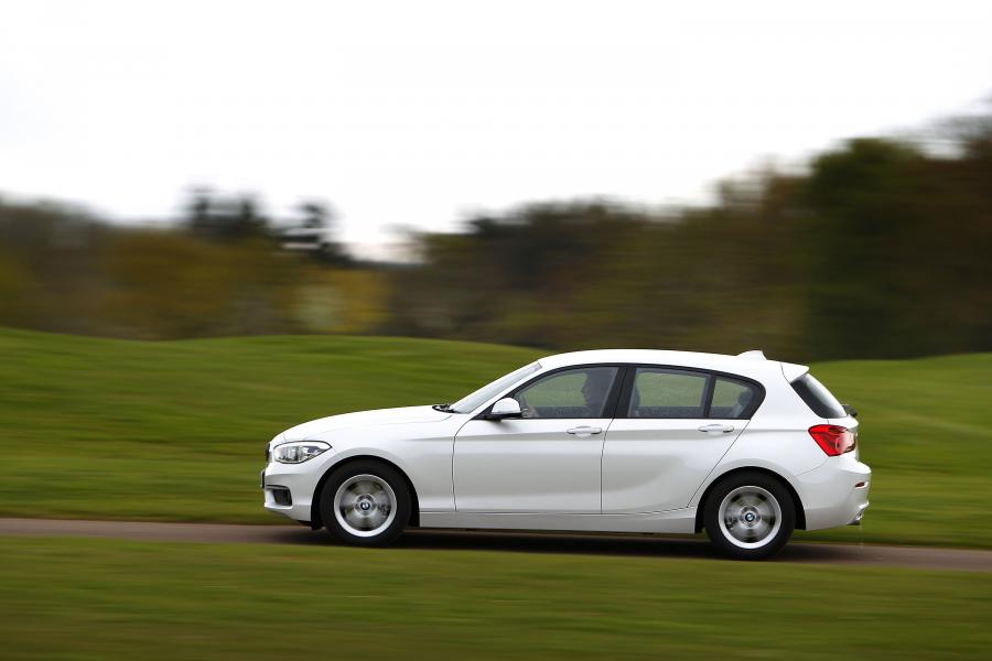  BMW 116d EfficientDynamics Edition 5-Door 2015 года  (UK) (фото 4 из 5)